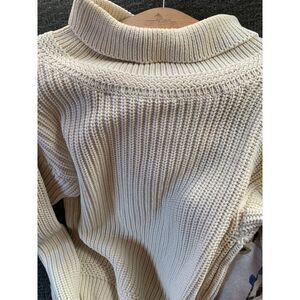 Chunky Knit  Women"s Turtleneck Sweater In Cream By Parker of Vienna Size Medium